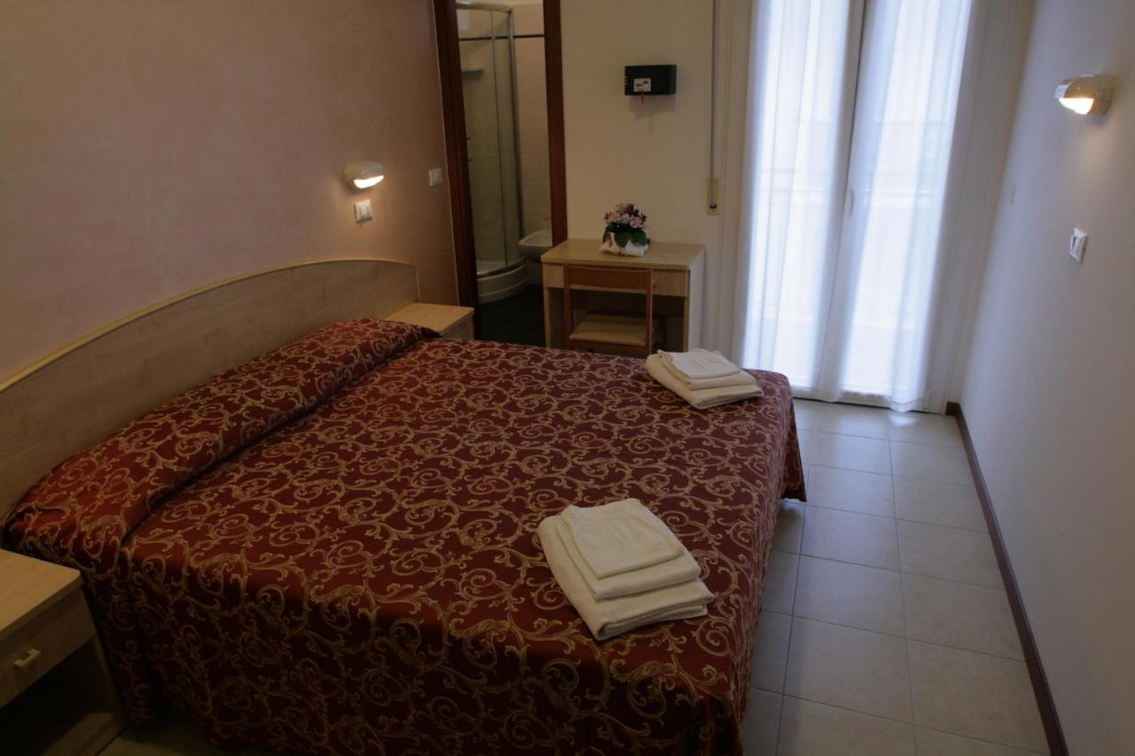 Hotel Belmar Rivazzurra Di Rimini Esterno foto