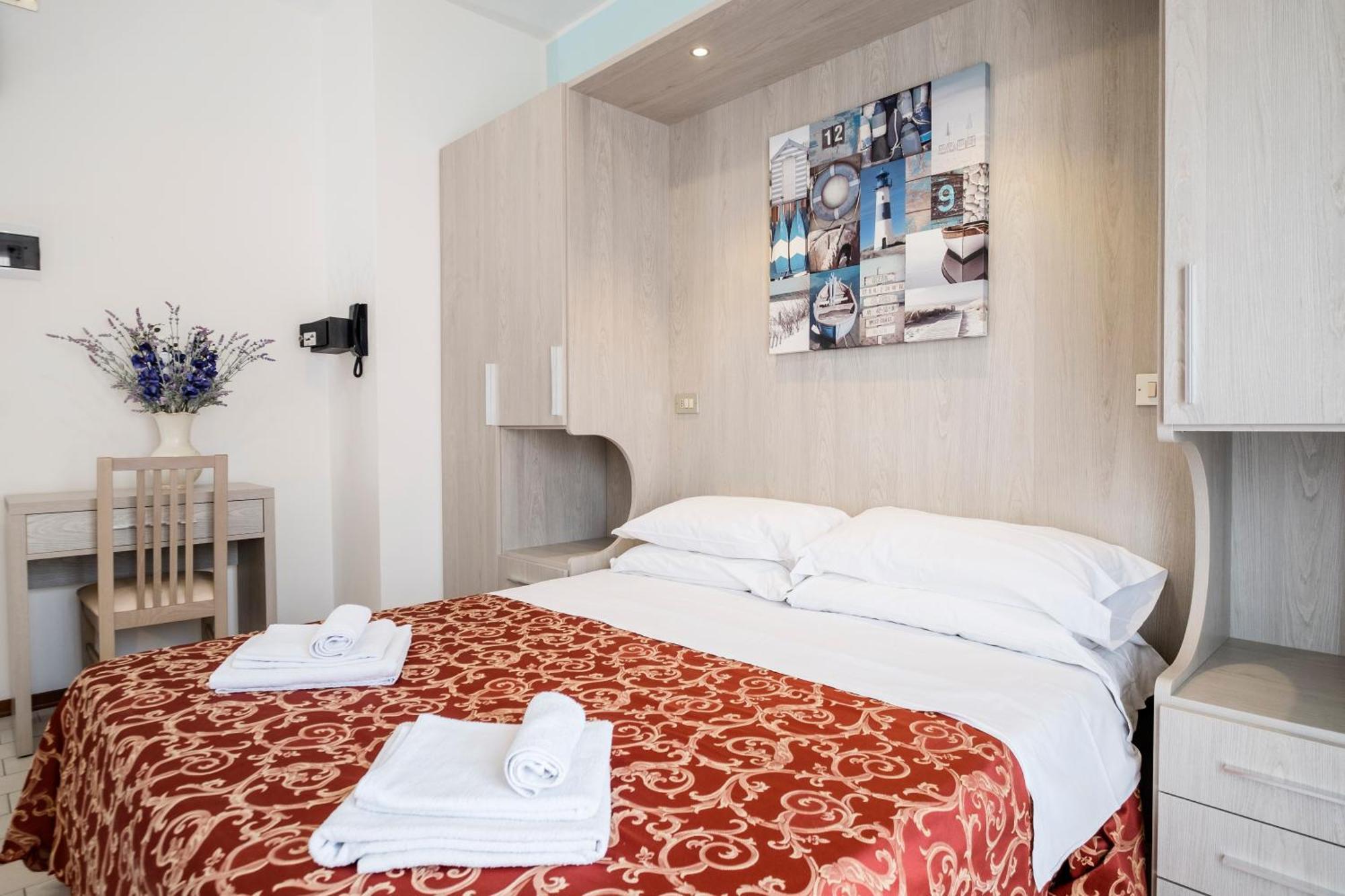 Hotel Belmar Rivazzurra Di Rimini Esterno foto